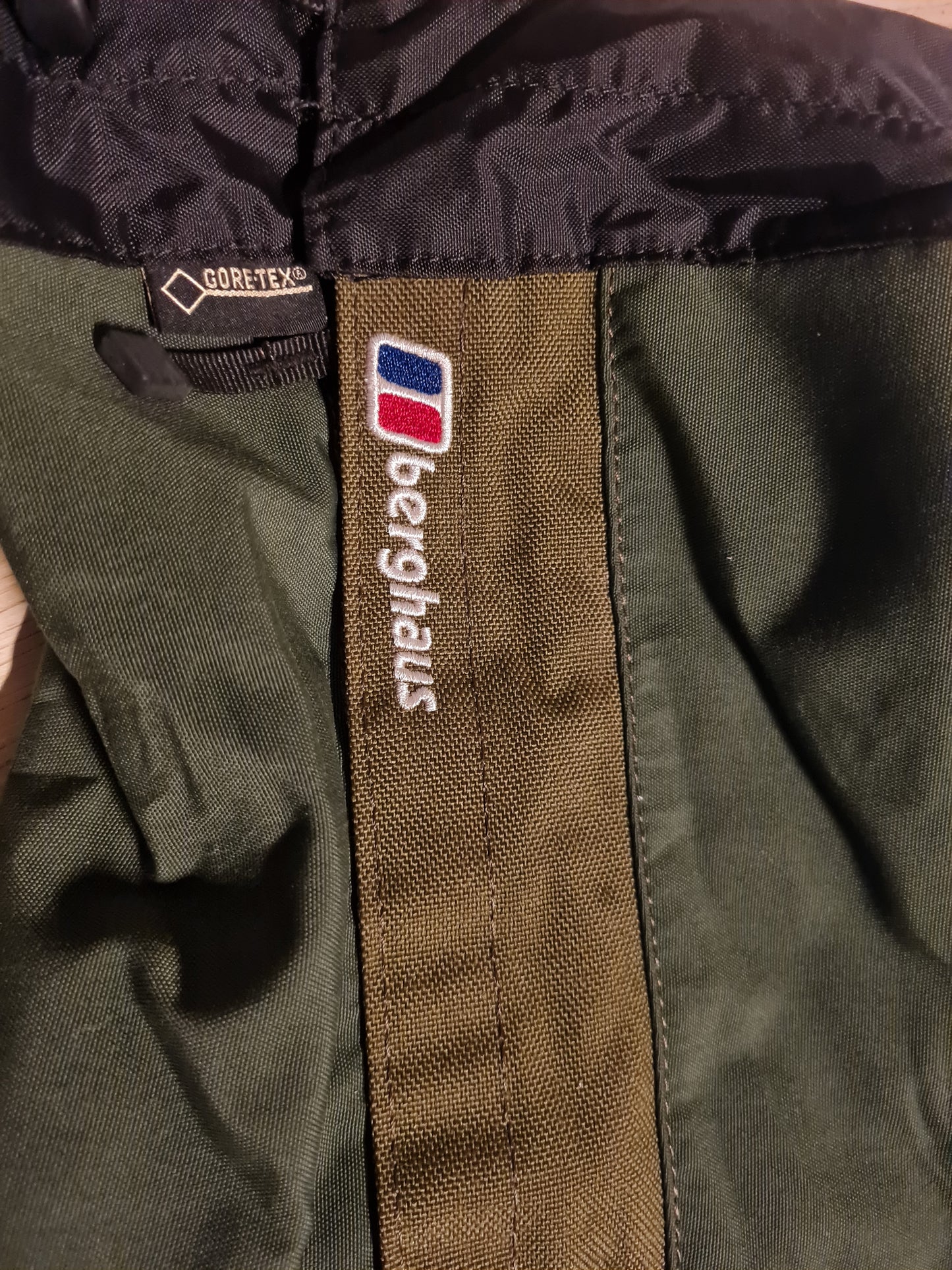 Gamaschen Berghaus oliv Holländische Armee Gore-Tex Wasserdicht Nässeschutz
