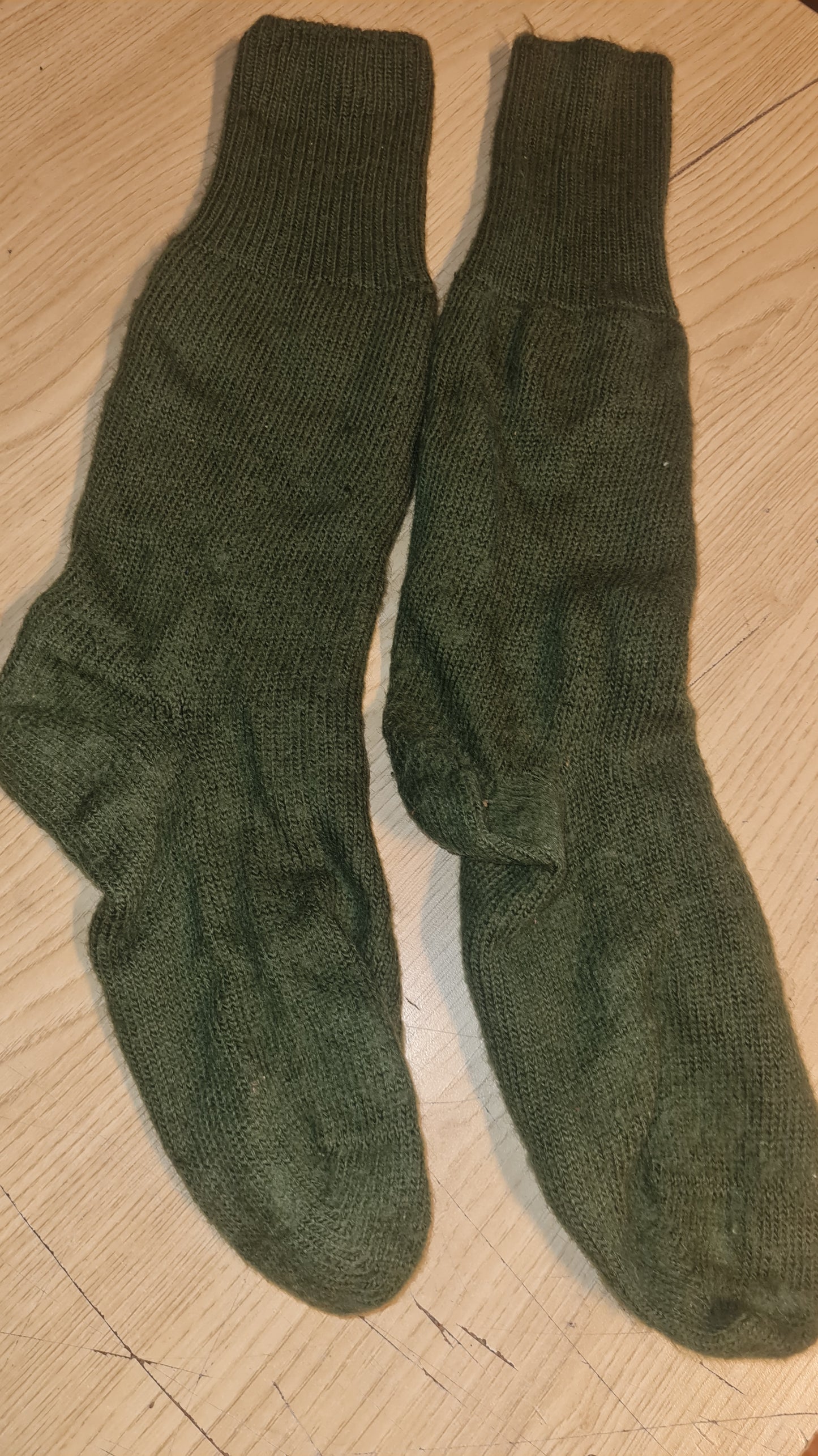 Original Holländische Armee Socken grün Wollsocken Plüschsohle Kälteschutz