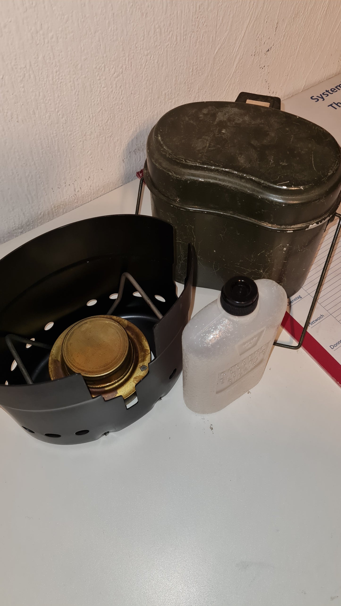 Spirituskocher + Kochgeschirr gebraucht Schwedische / Rumänische Armee Oliv