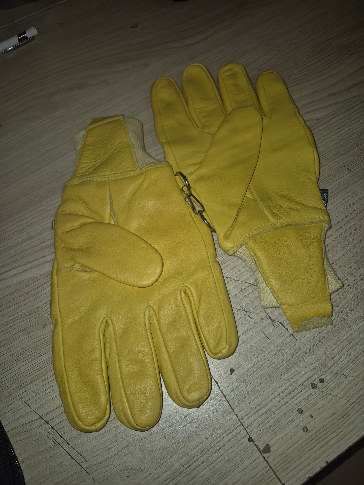 Feuerwehrschutzhandschuhe gelb Firefighter glove RB90 Falcon von Huhta Covex