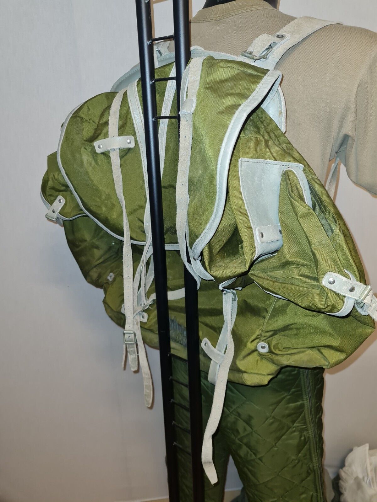 Original Rucksack der Norwegischen Armee mit Tragegestell 45 Liter Gebirgsjäger
