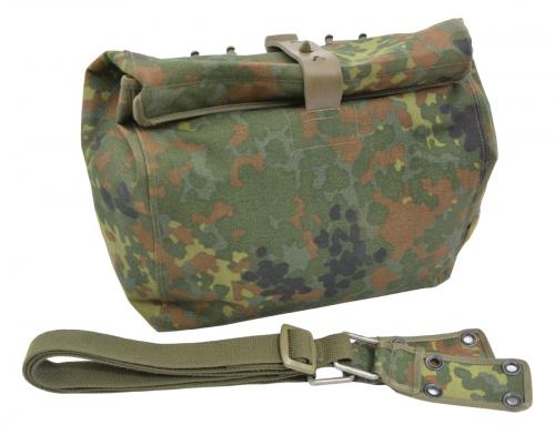 Original Bundeswehr ABC Schutzmaskentasche Flecktarn Tragegurt