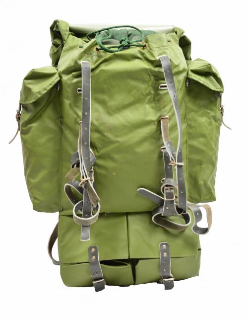 Original Rucksack mit Tragegestell Finnland Finnische Armee 100 l gebraucht Grau / Grey