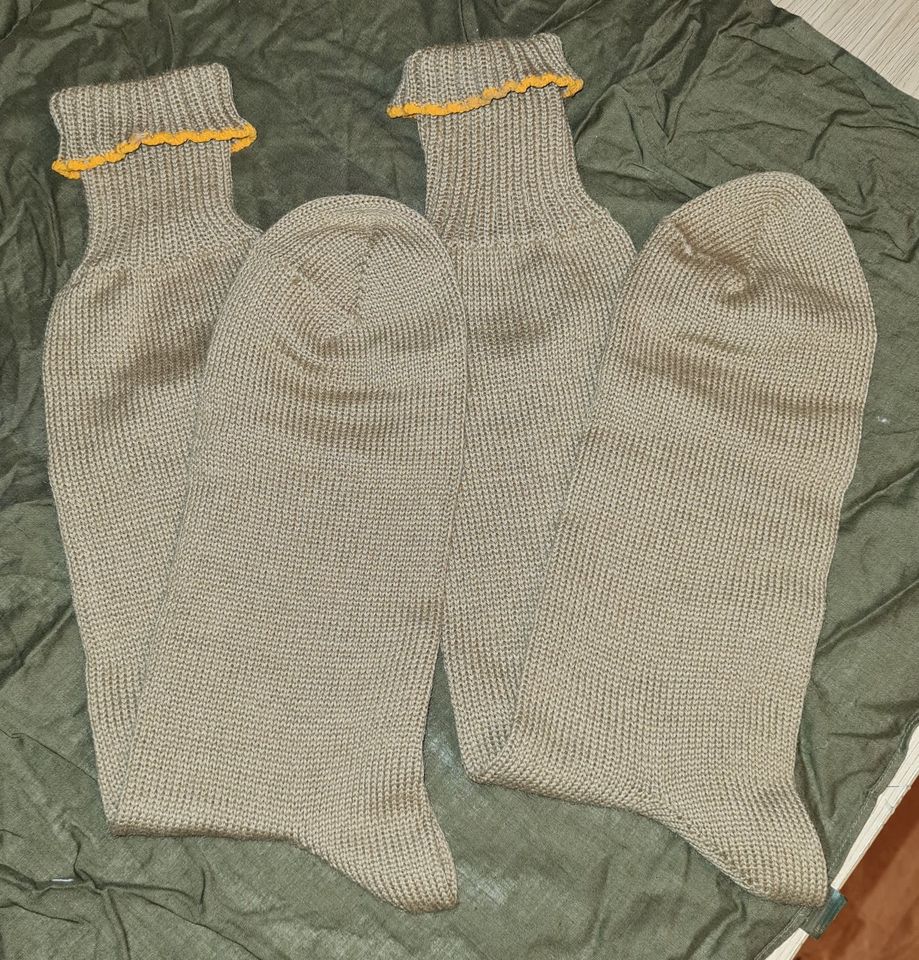 Original Holländische Armee Socken 70% Wolle Stiefelsocken NEU