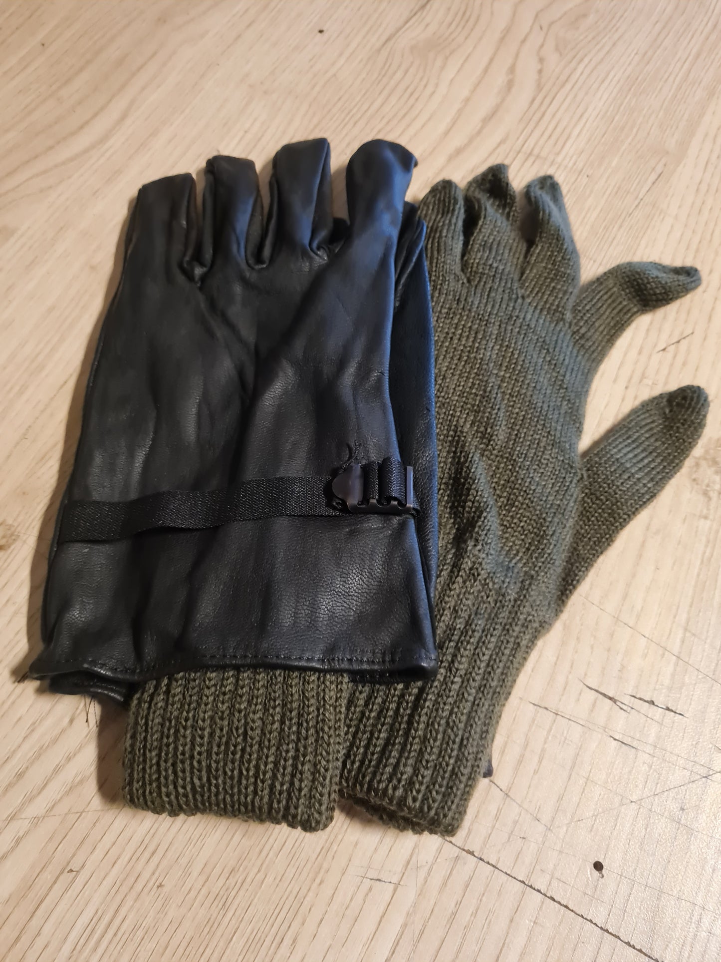 Original Handschuhe inside Gloves US Army Innenhandschuhe Oliv schwarz Winter