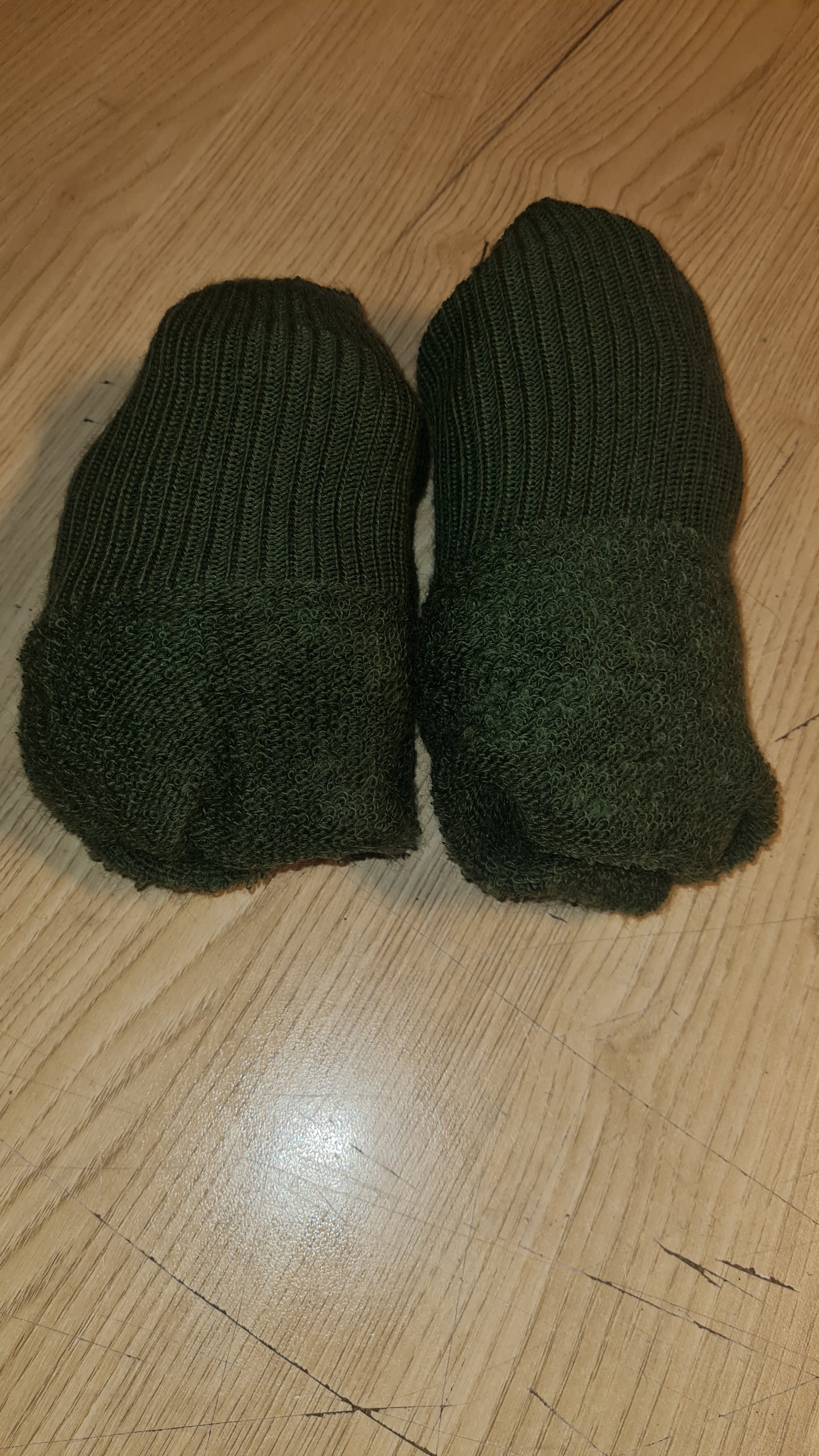 Original Holländische Armee Socken grün Wollsocken Plüschsohle Kälteschutz