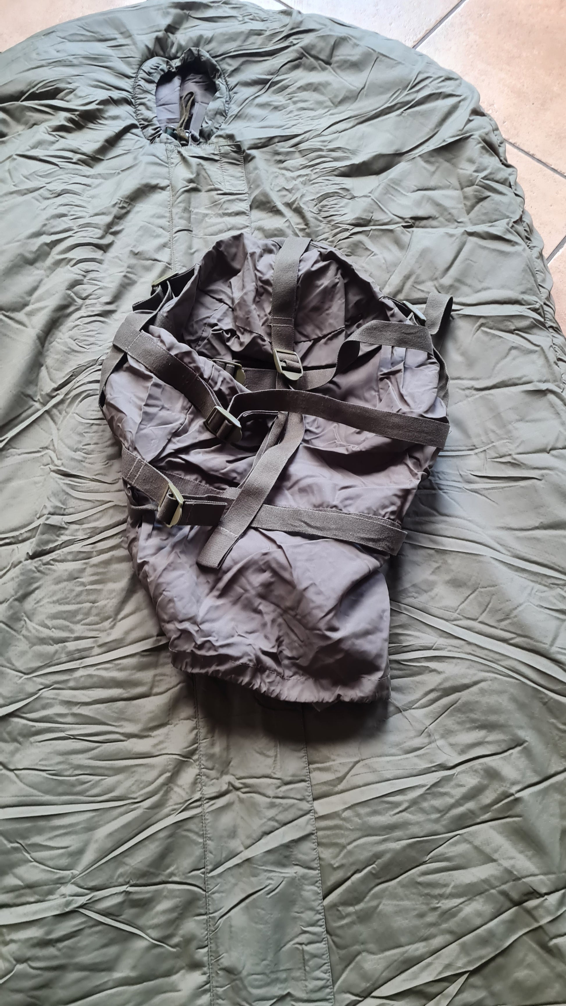 bundeswehr schlafsack ärmel temperaturbereich Bundeswehr Original Schlafsack Allgemein II bis minus 35 Grad Carinthi – mm67shop.de 7/24