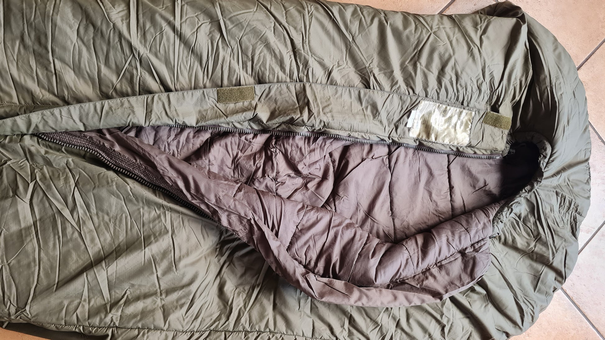 bundeswehr schlafsack größen Bundeswehr Original Schlafsack Allgemein II bis minus 35 Grad Carinthi – mm67shop.de 7/24