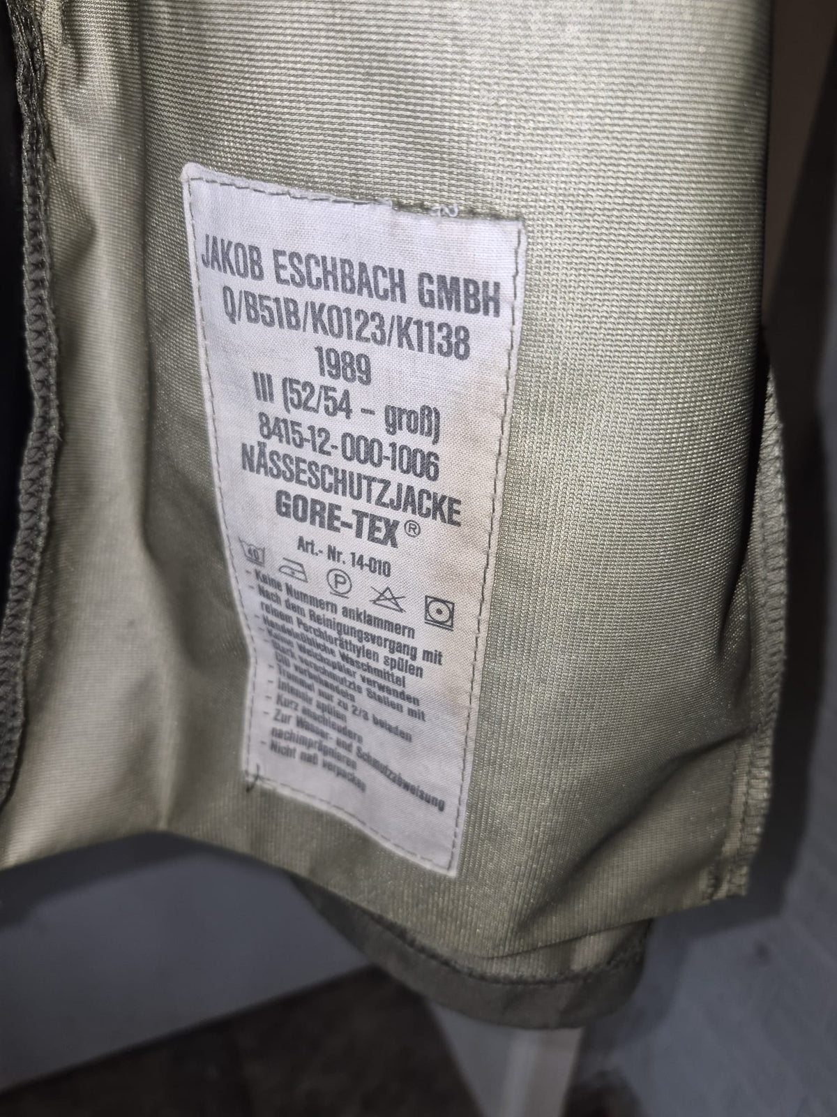 Original Bundeswehr Gore Tex Gummi Nässeschutz Oliv kein Flecktarn.