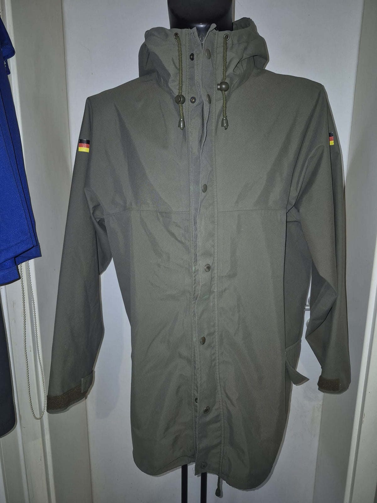 Original Bundeswehr Gore Tex Gummi Nässeschutz Oliv kein Flecktarn.