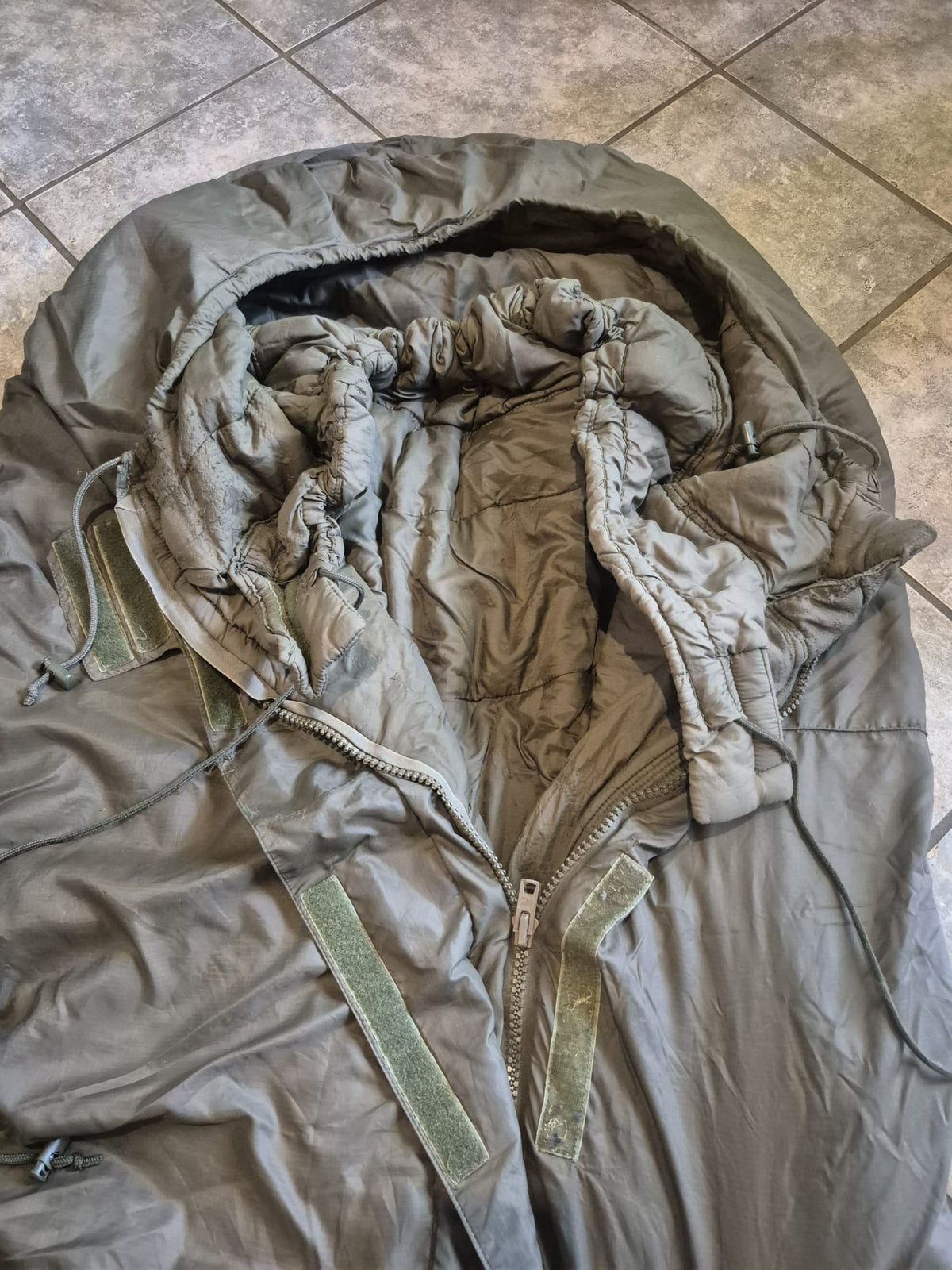 Schlafsack Mumie Holländische Armee mit Packsack Carinthia