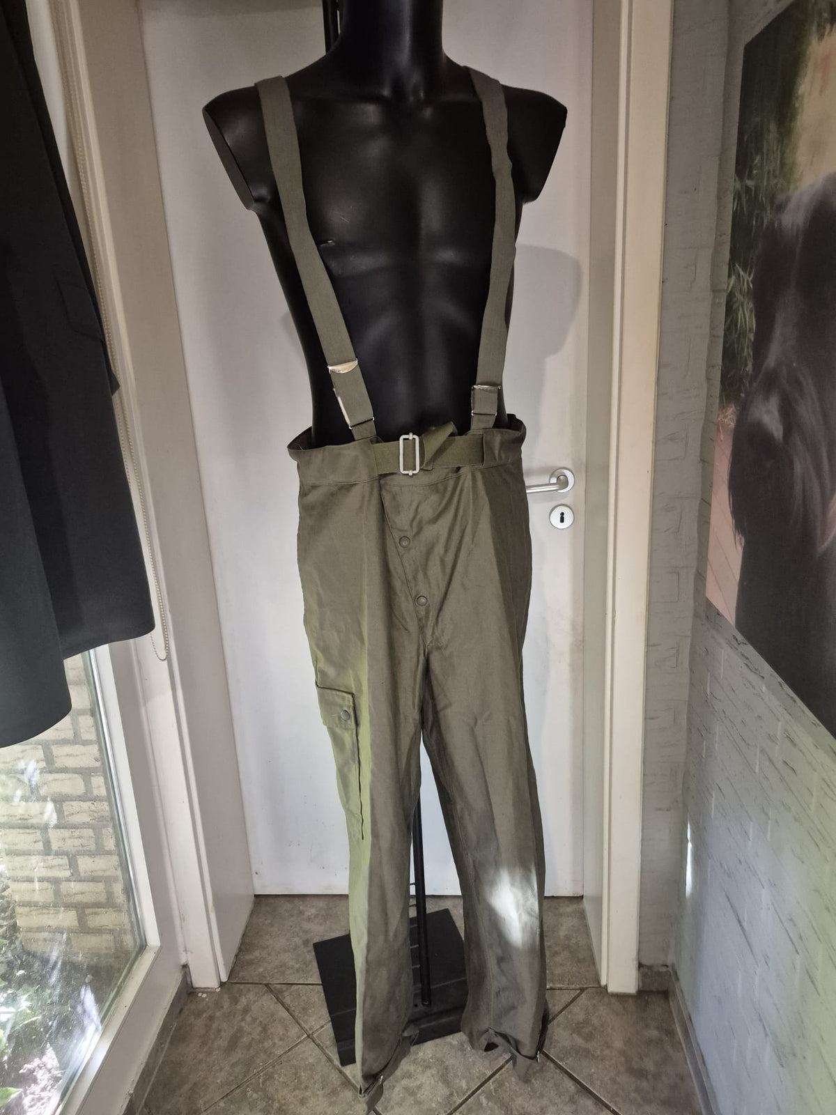 Original frühe Bundeswehr 60er Jahre Überhose mit Hosenträgern oliv