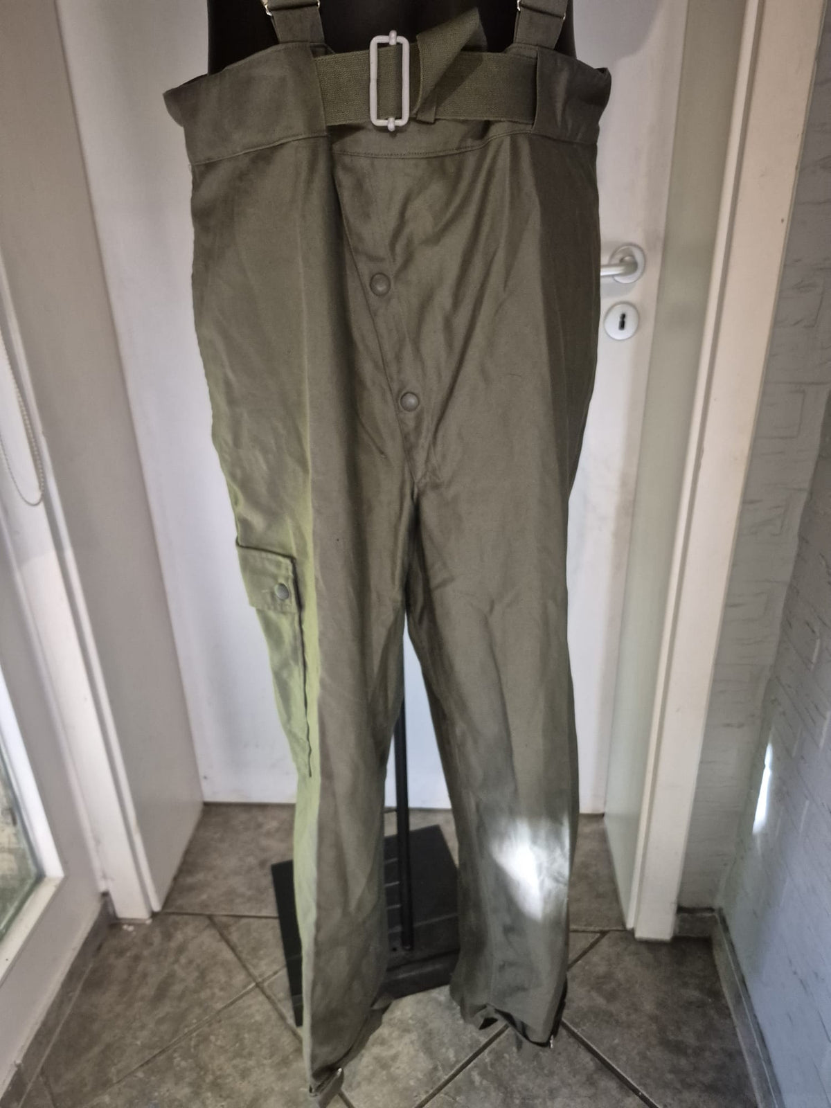 Original frühe Bundeswehr 60er Jahre Überhose mit Hosenträgern oliv