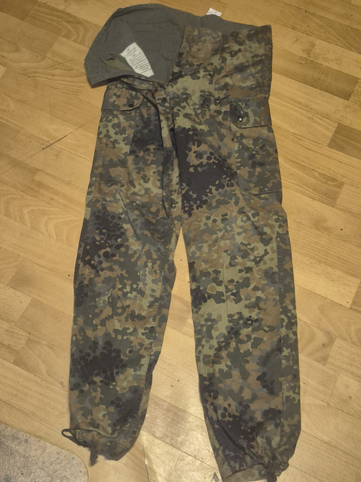 Original bundeswehr Feldhose Tropen Flecktarn gebraucht mit Vektorenschutz inkl. Orig. Stoffgürtel