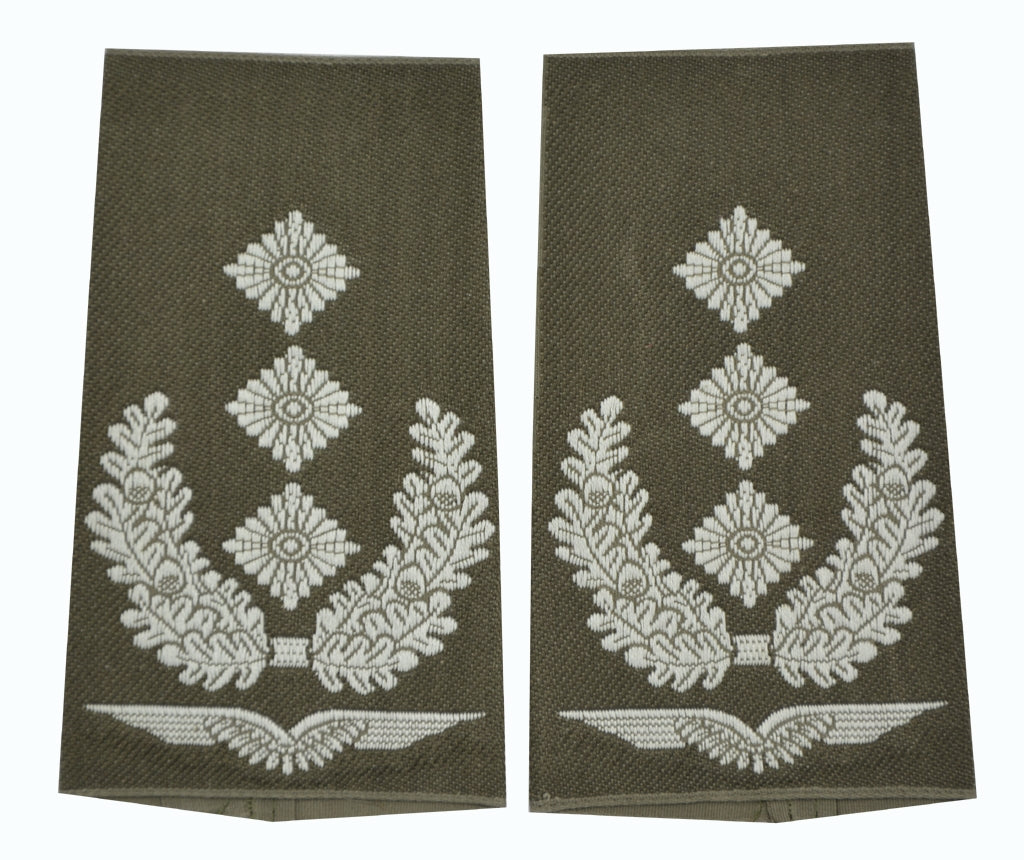 Rangabzeichen Original Bundeswehr Luftwaffe Oberst oliv silber