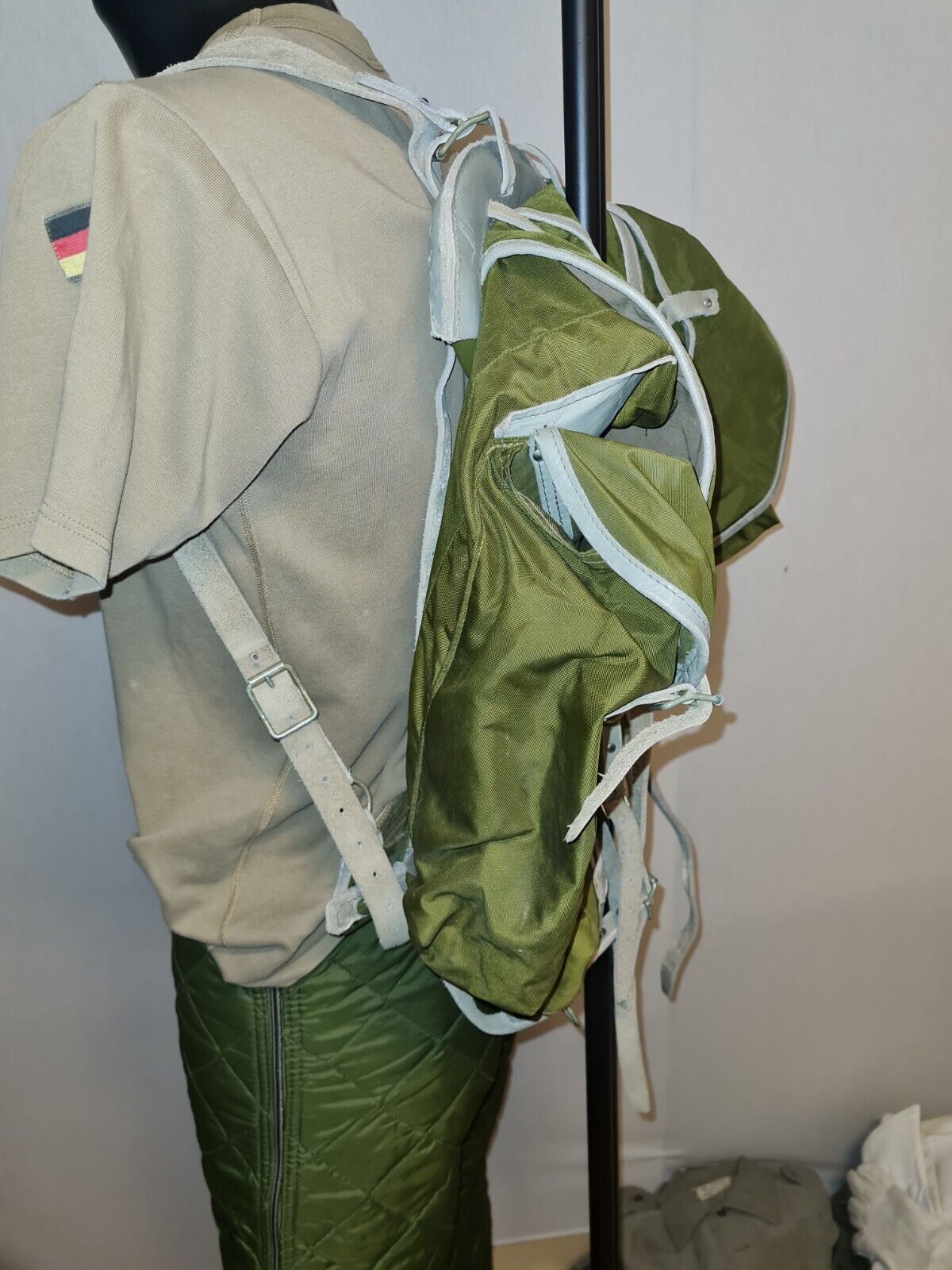 Original Rucksack der Norwegischen Armee mit Tragegestell 45 Liter Geb ...